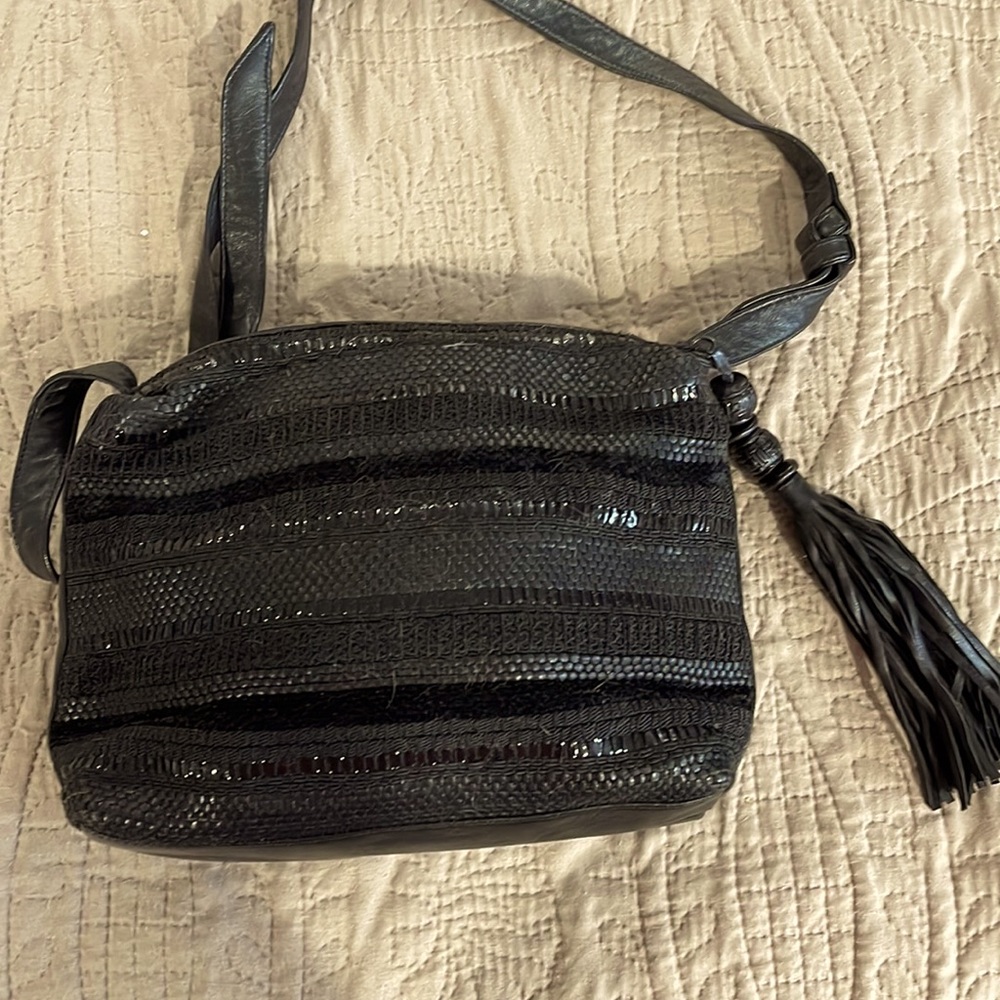 Sharif crossbody